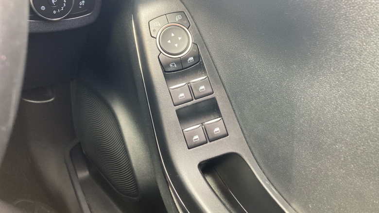 Ford Puma 1.0 EcoBoost Hybrid mHEV Titanium 5dr Petrol Hatchback